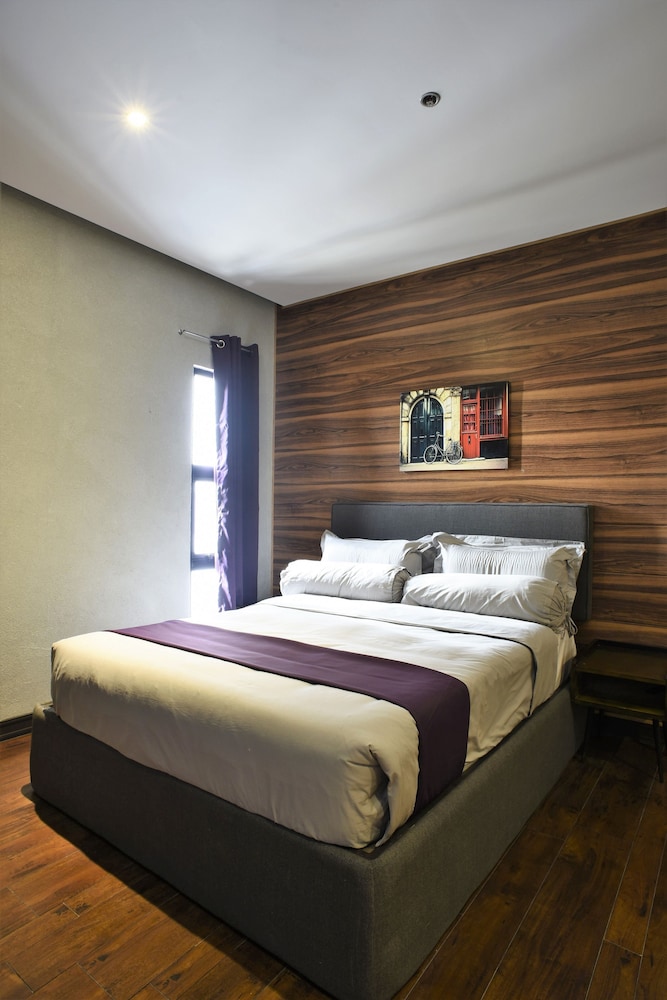 SUPERIOR, SINGLE, DOUBLE BED