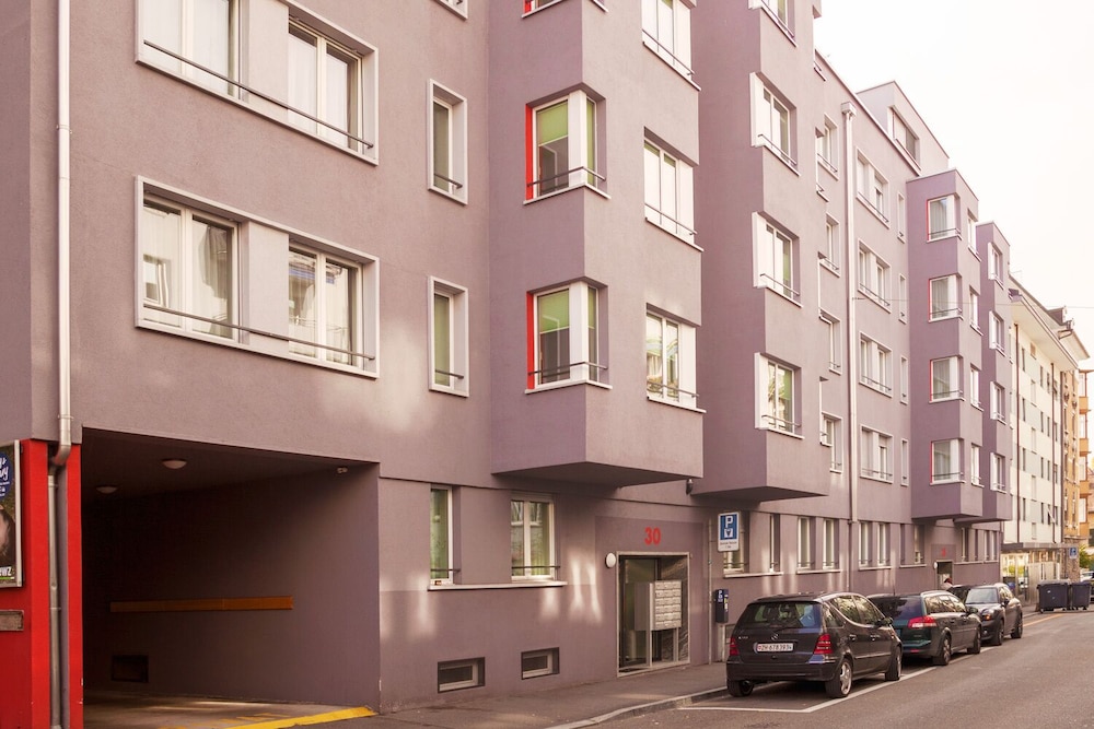 Ema House Serviced Apartments Seefeld 1/59