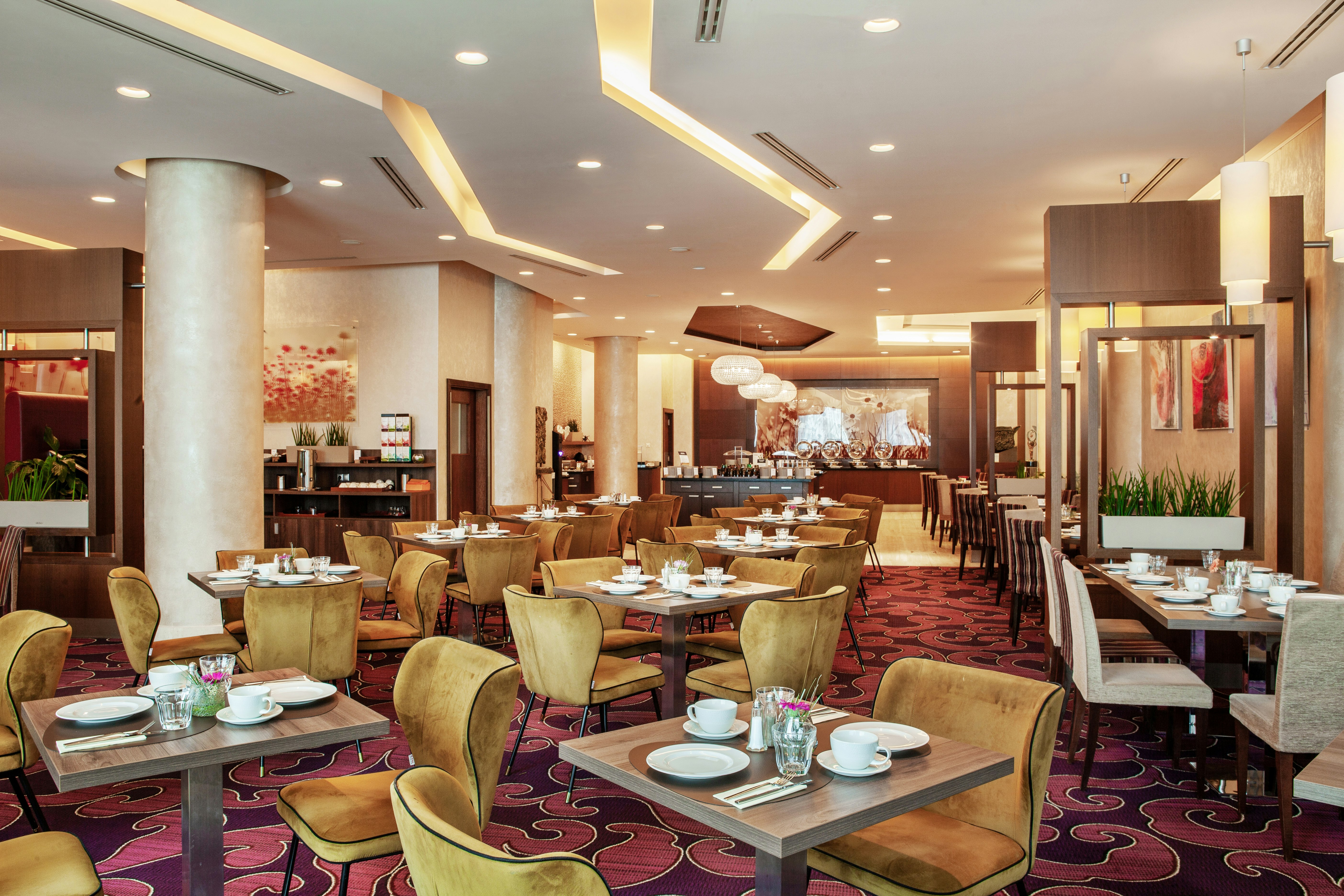 Doubletree by Hilton Bratislava 25/50