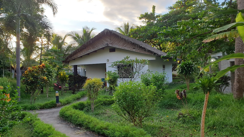 Kintana Beach Resort & Spa 23/25