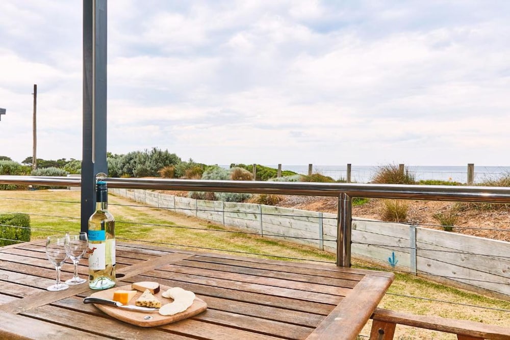 Torquay Foreshore Caravan Park 50/75