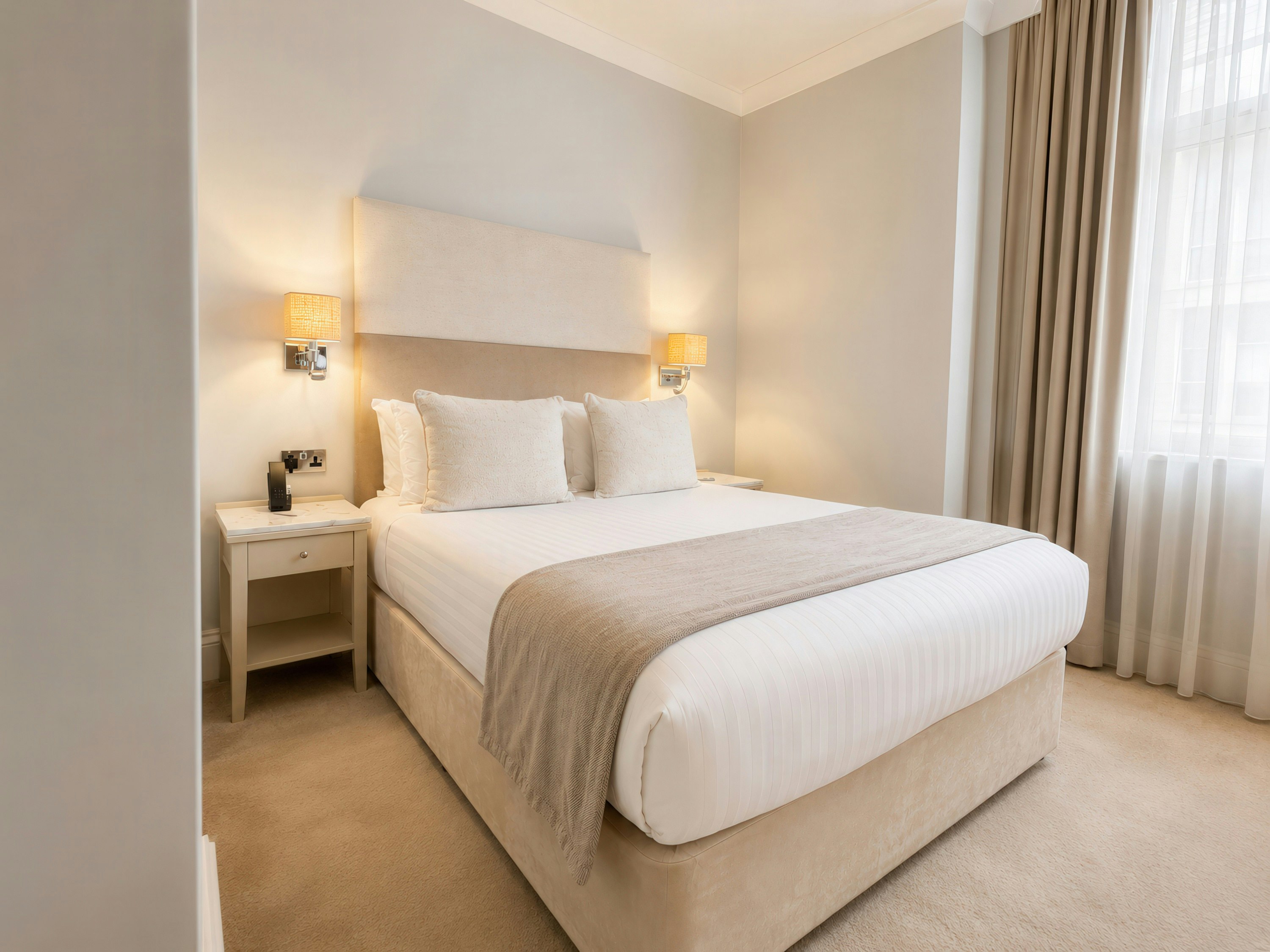 London Bridge Hotel 14/46