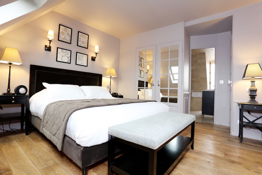 Hotel Saint-Louis Pigalle 35/64