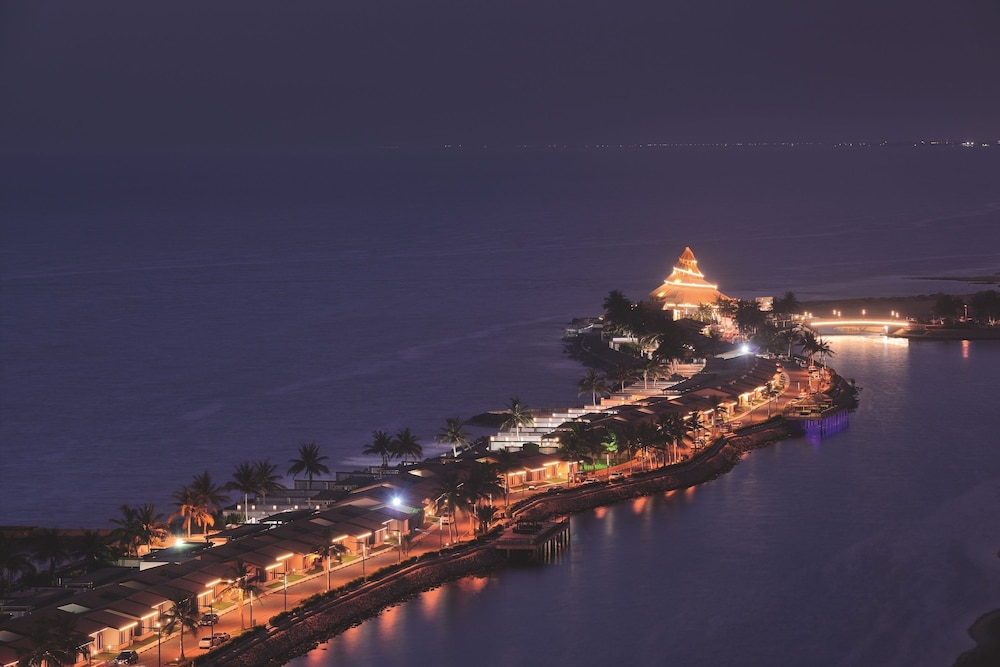 منتجع موفنبيك النورس جدة(Movenpick Resort Al Nawras Jeddah) 48/60