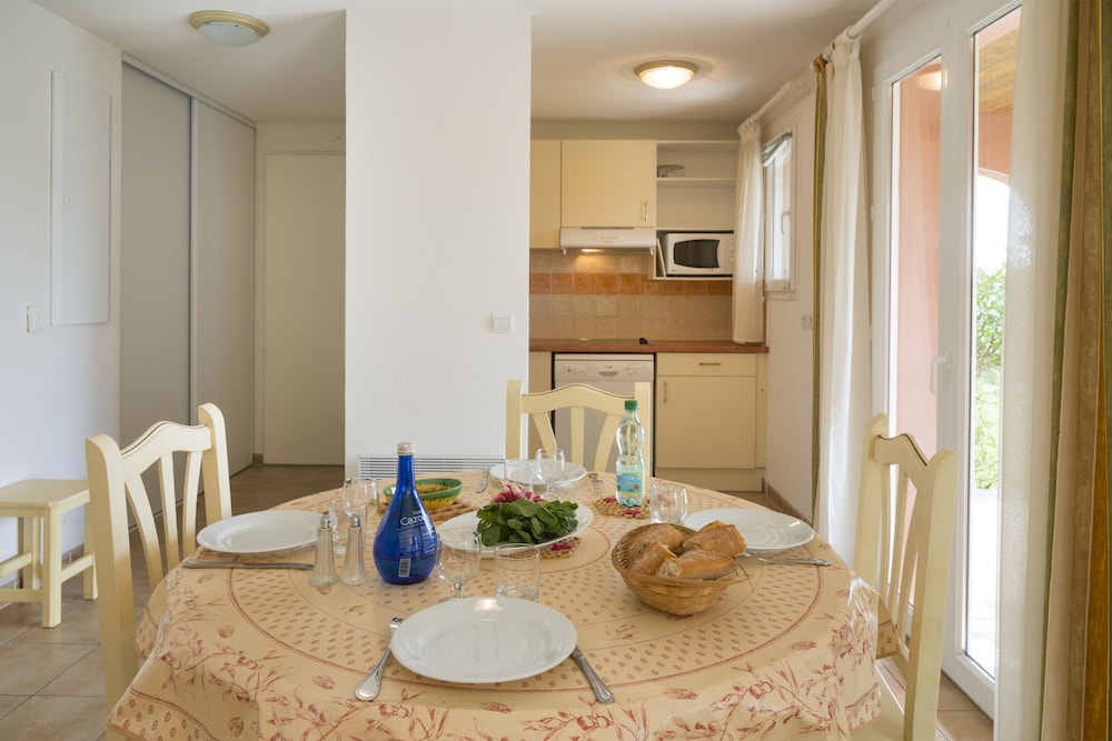 Residence Vacanceole Port Minervois / Les Hauts du lac 50/67