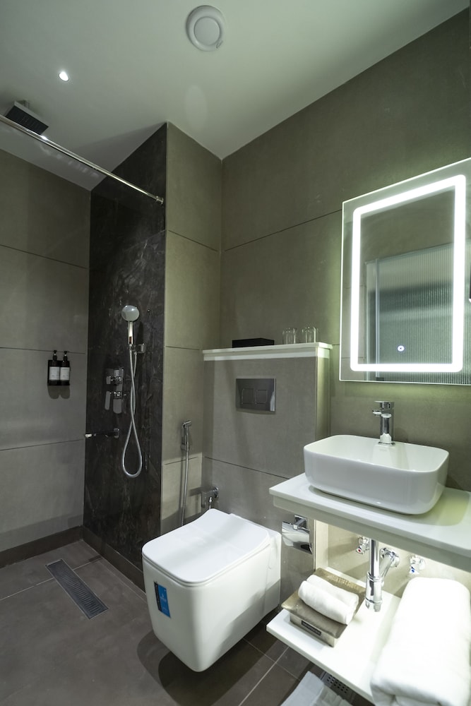 Regenta Inn Bhavani Nellore 22/24