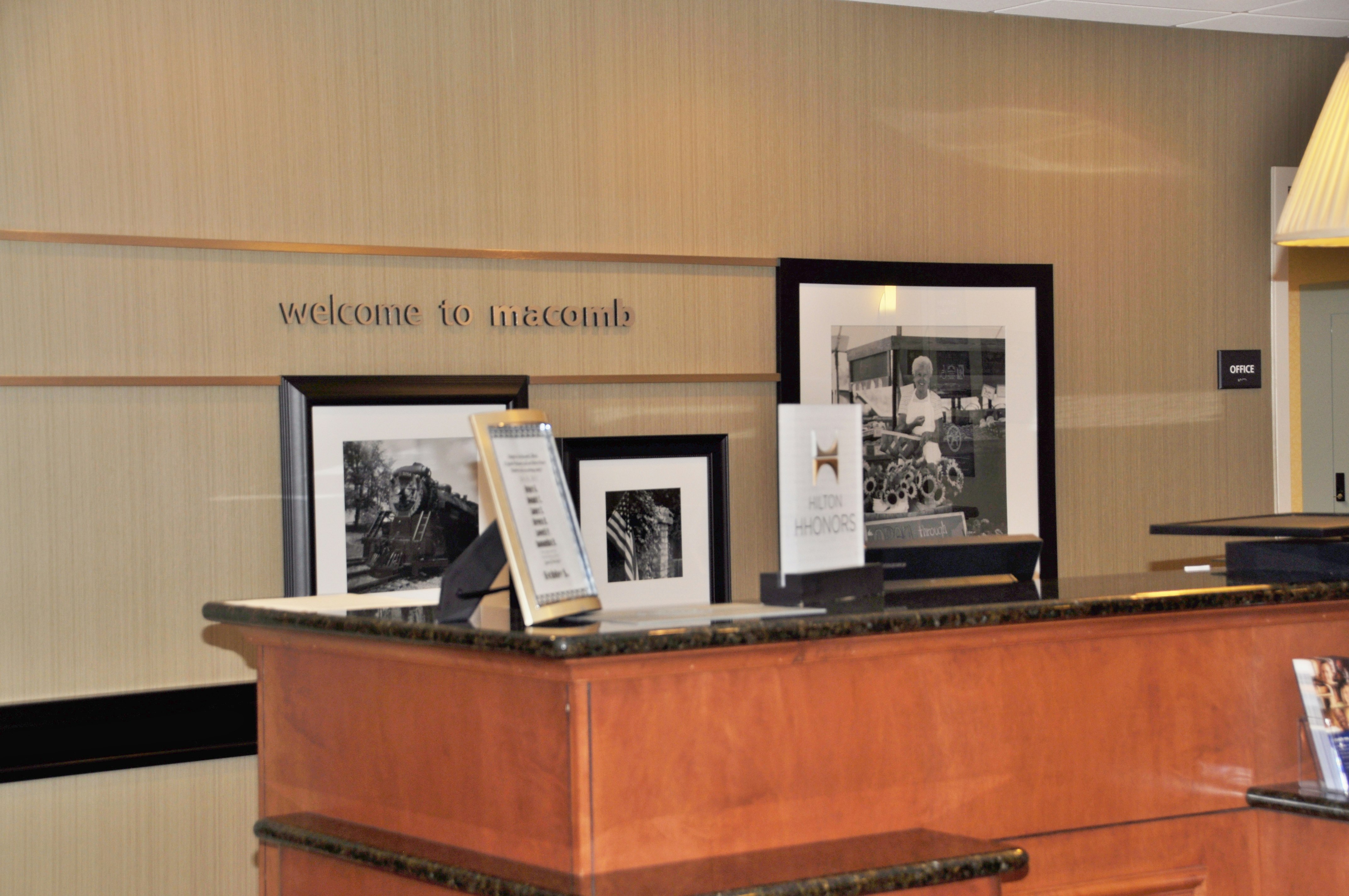 Hampton Inn Macomb 5/63