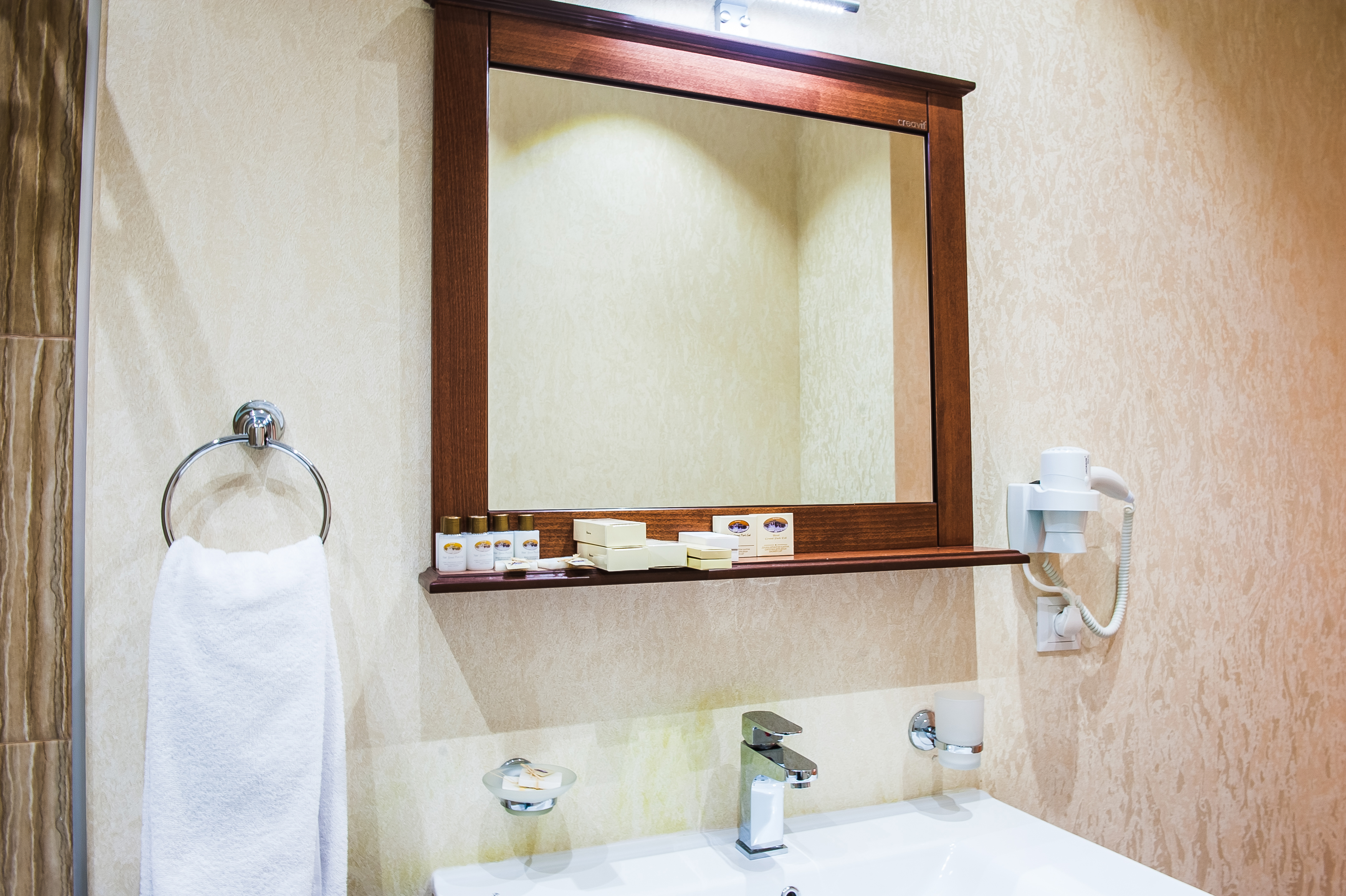 غرفة قياسية مزدوجة، Ramada by Wyndham Astana 3/4