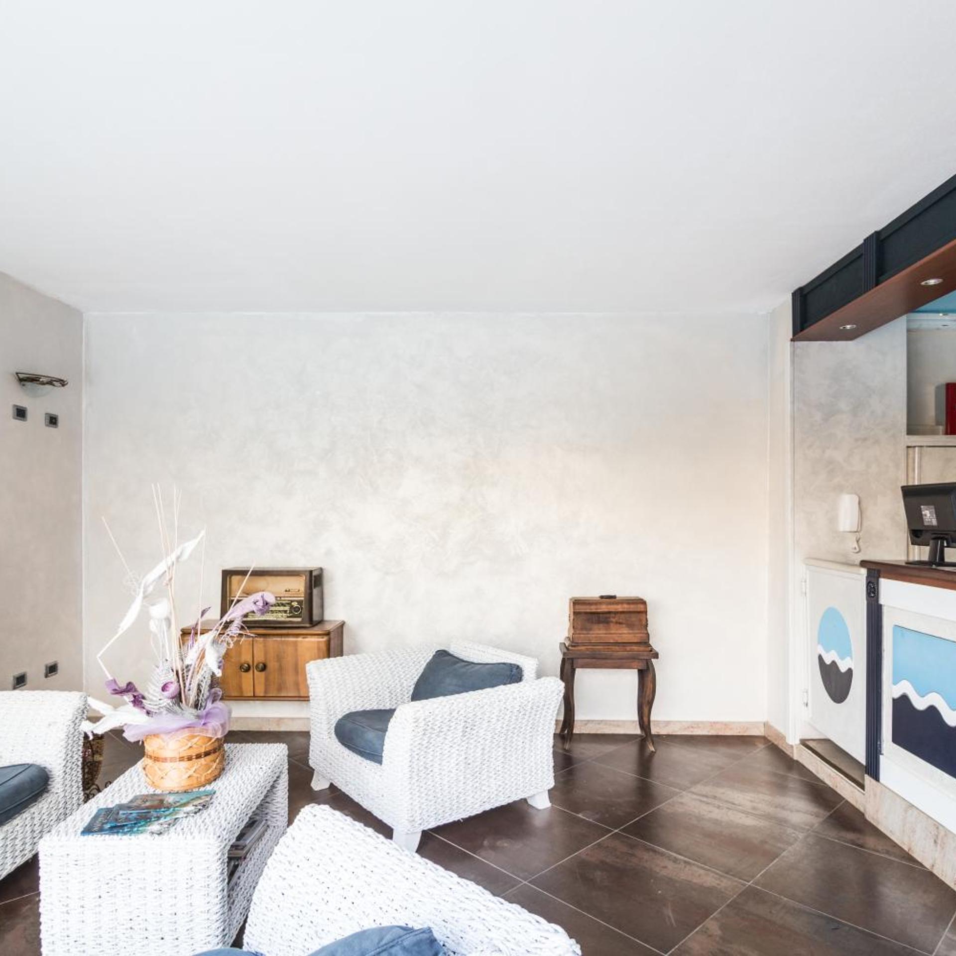 Hotel Solanas 9/63