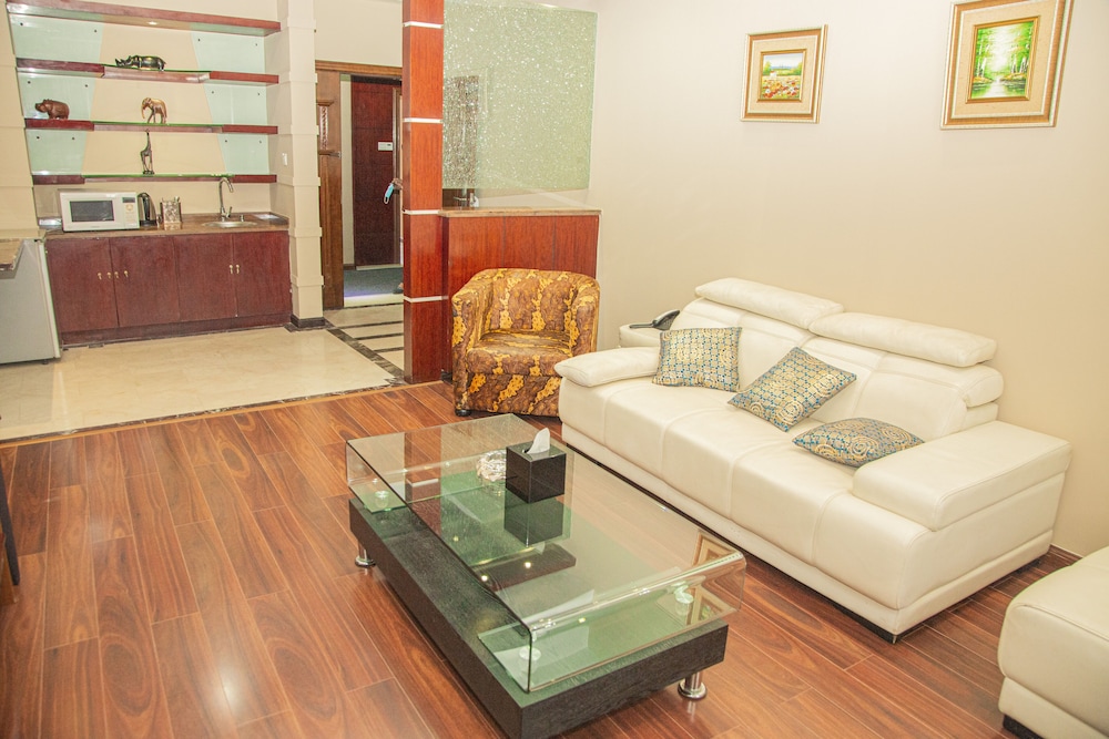 Best Western Plus Paramount Hotel 36/44