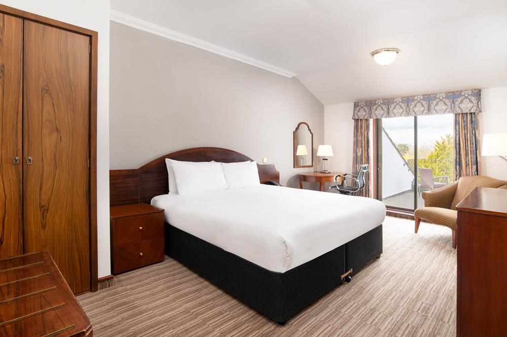 Copthorne Hotel Effingham Gatwick 7/38