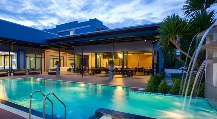 M Boutique Resort 7/52