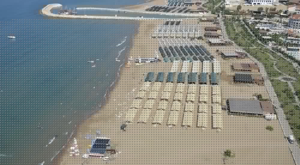 Port Side Resort Hotel