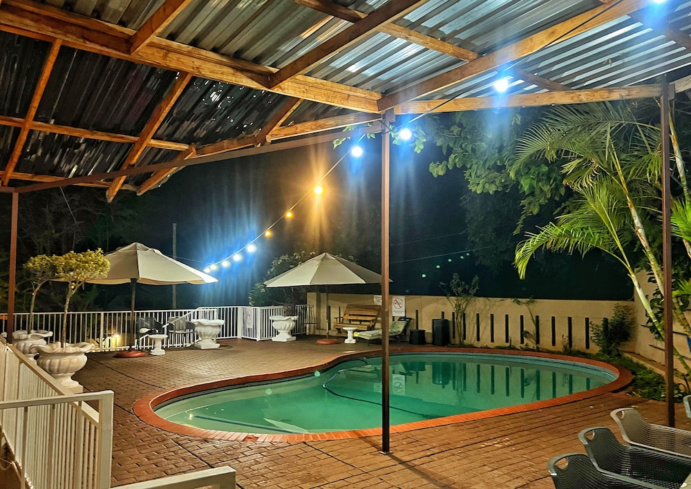 Purple Olive Guest House 28/53