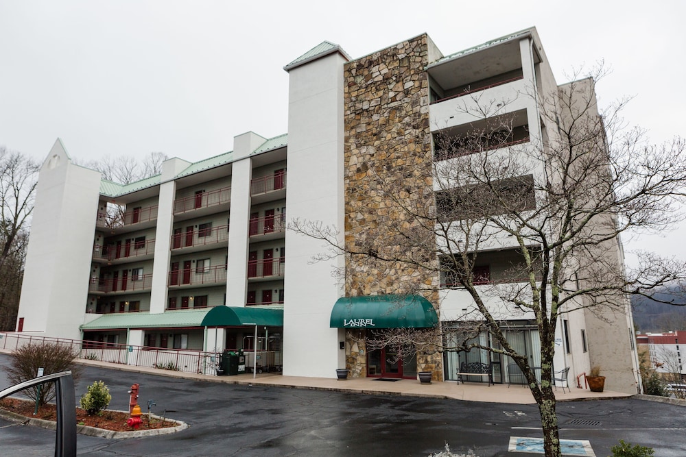 Laurel Inn Condominium photo5