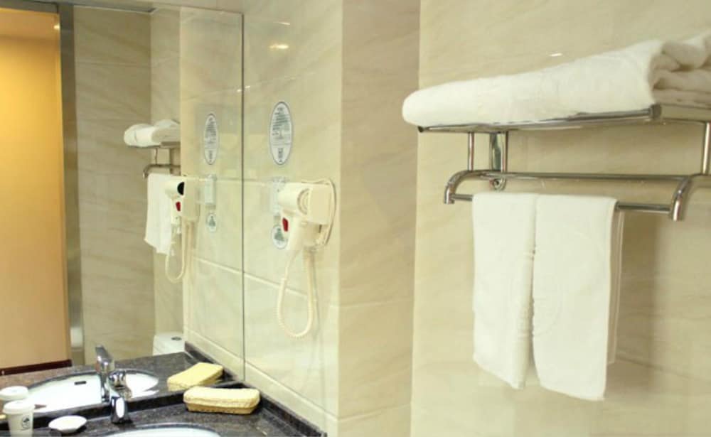 Greentree Inn Beijing Yanqing Gaota Rd Express Hotel 8/38
