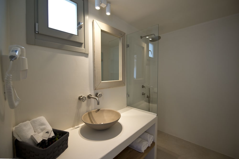 Legacy Suites 62/68