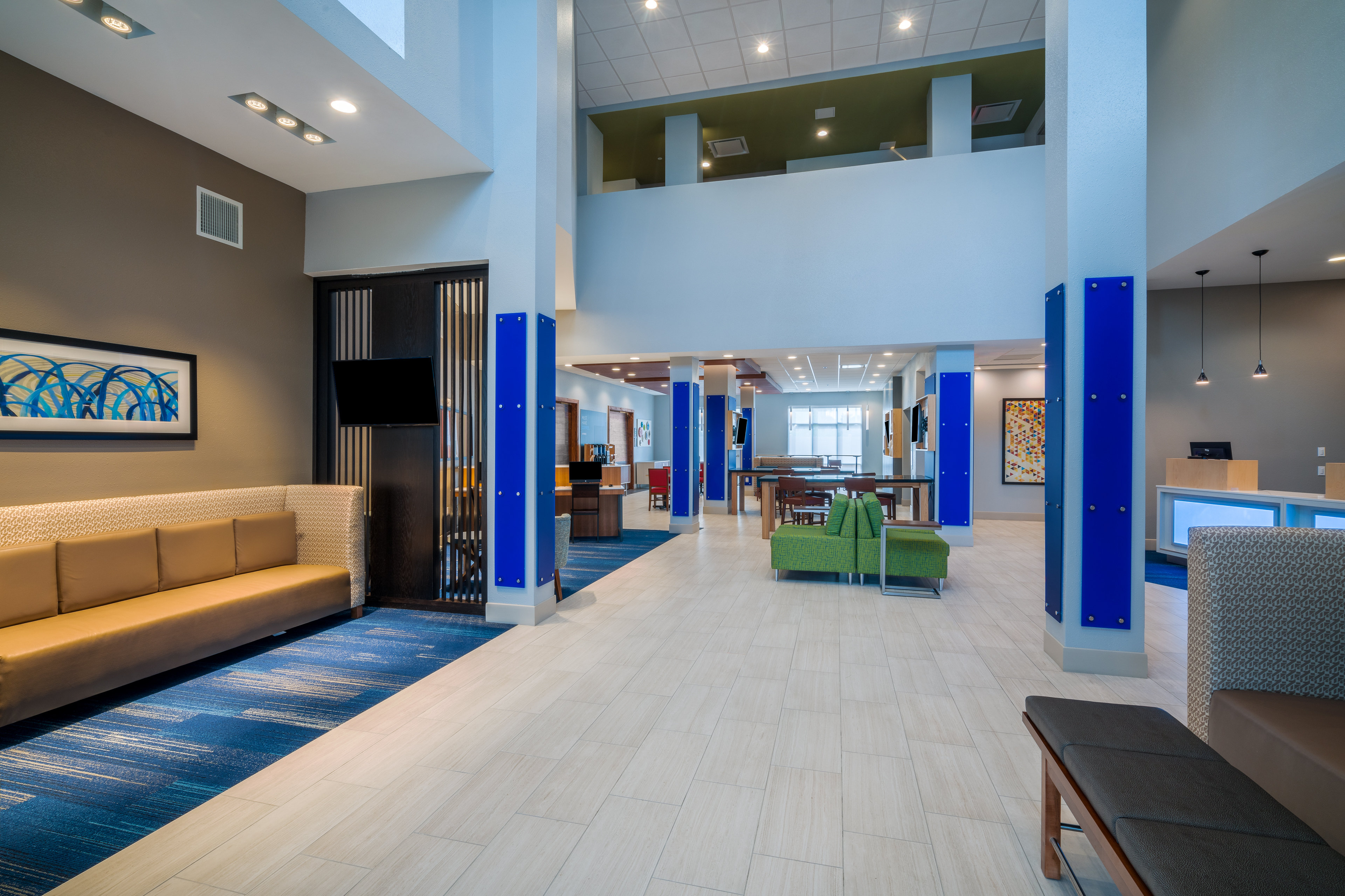 Holiday Inn Express Suites St Peters 21/33