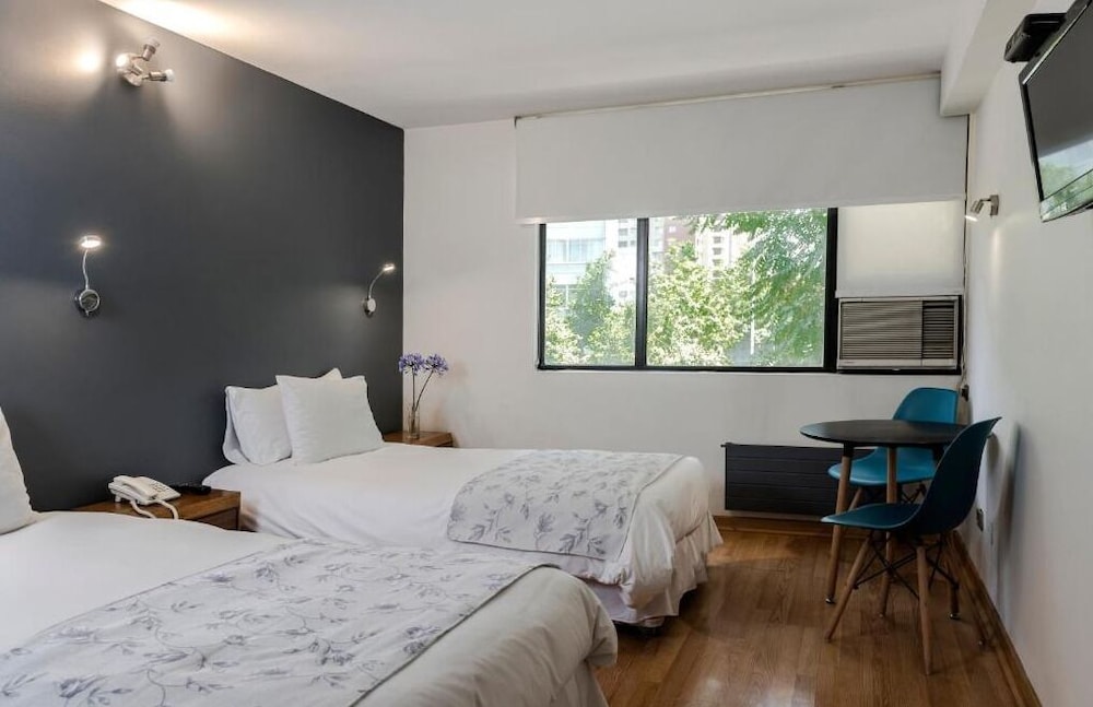 Room at Hotel Nippon, SANTIAGO - CL