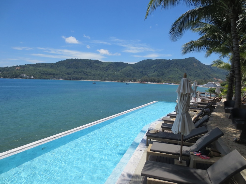 Cape Sienna Phuket Gourmet Hotel Villas 71/75