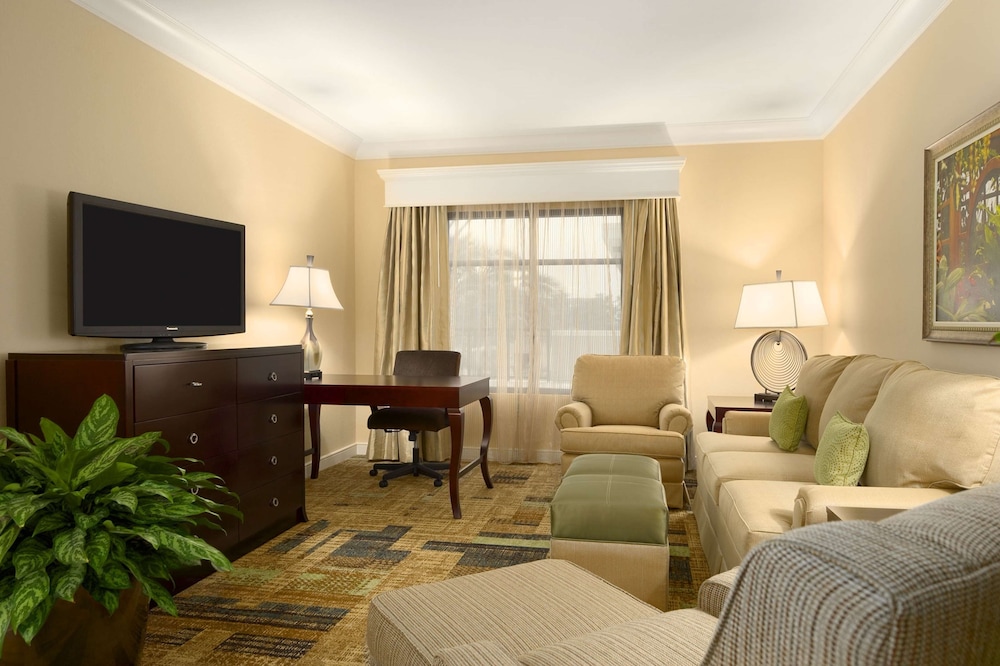 Embassy Suites By Hilton Orlando Lake Buena Vista South 42/82