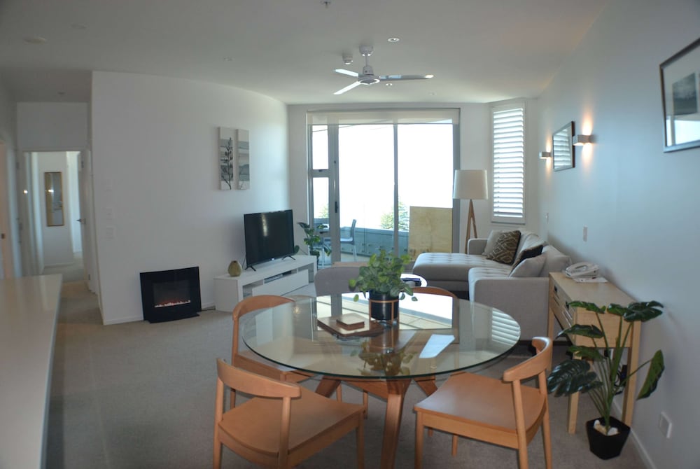 Marsden Suites Nautilus Orewa 49/59