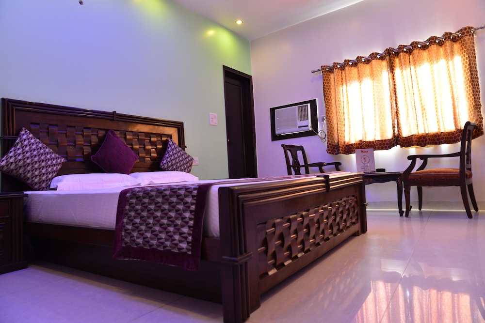Hotel Amax Inn 21/39