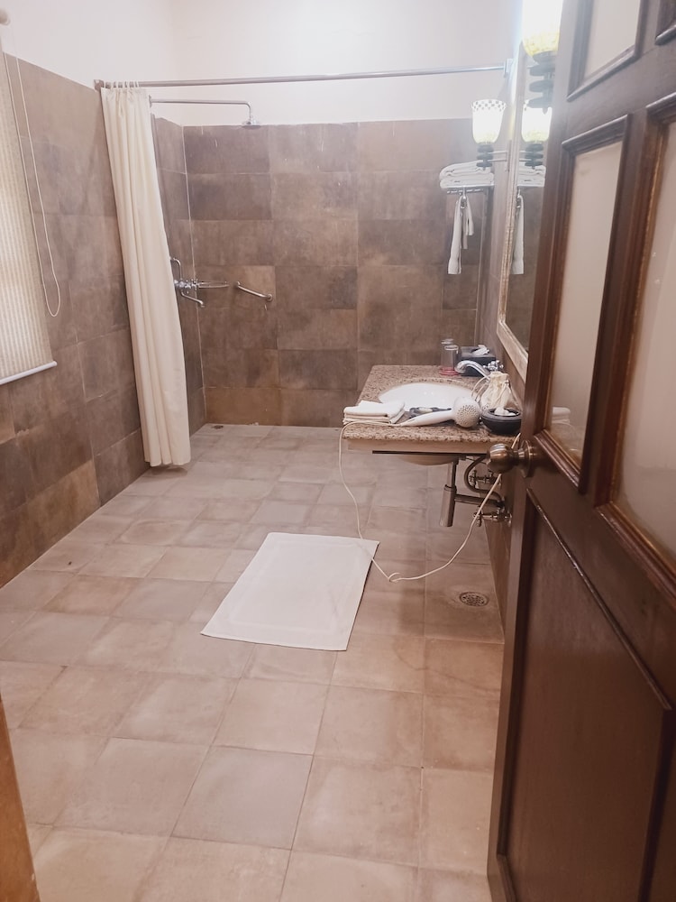 Hotel Dev Vilas 21/72