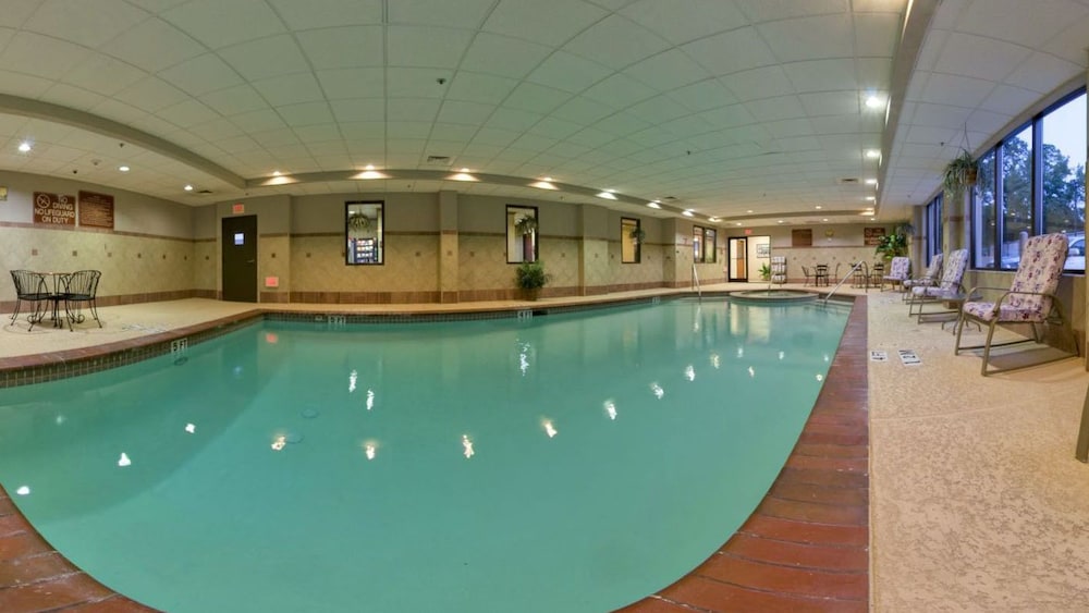 Holiday Inn Express and Suites Houston - Memorial Park Area 26/45