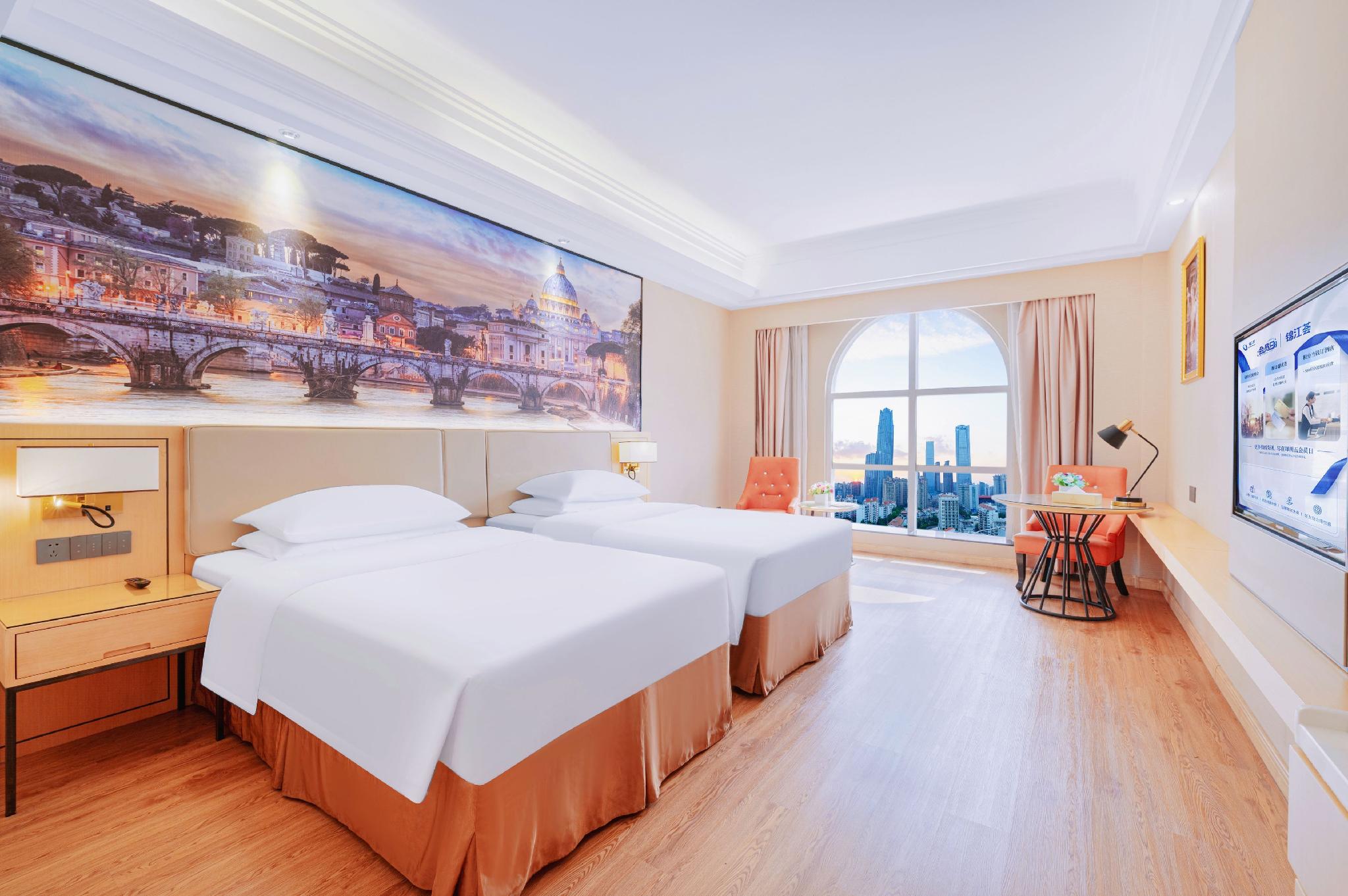 Vienna International Hotel (Nanning East Railway Station) 18/50