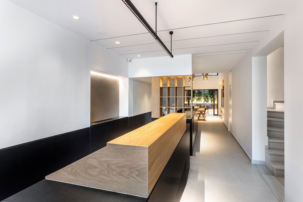 Days City Suites 10/57