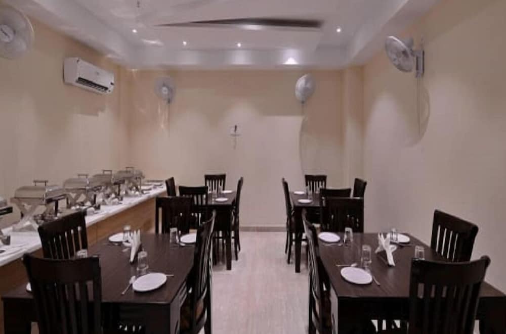 HOTEL GRAND HRIDEY 37/50