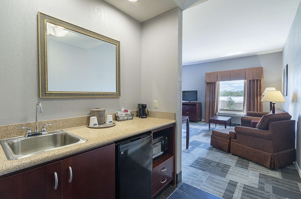 Hampton Inn & Suites Indianapolis Brownsburg 40/47