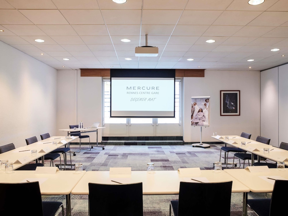 MERCURE RENNES CENTRE GARE 62/67
