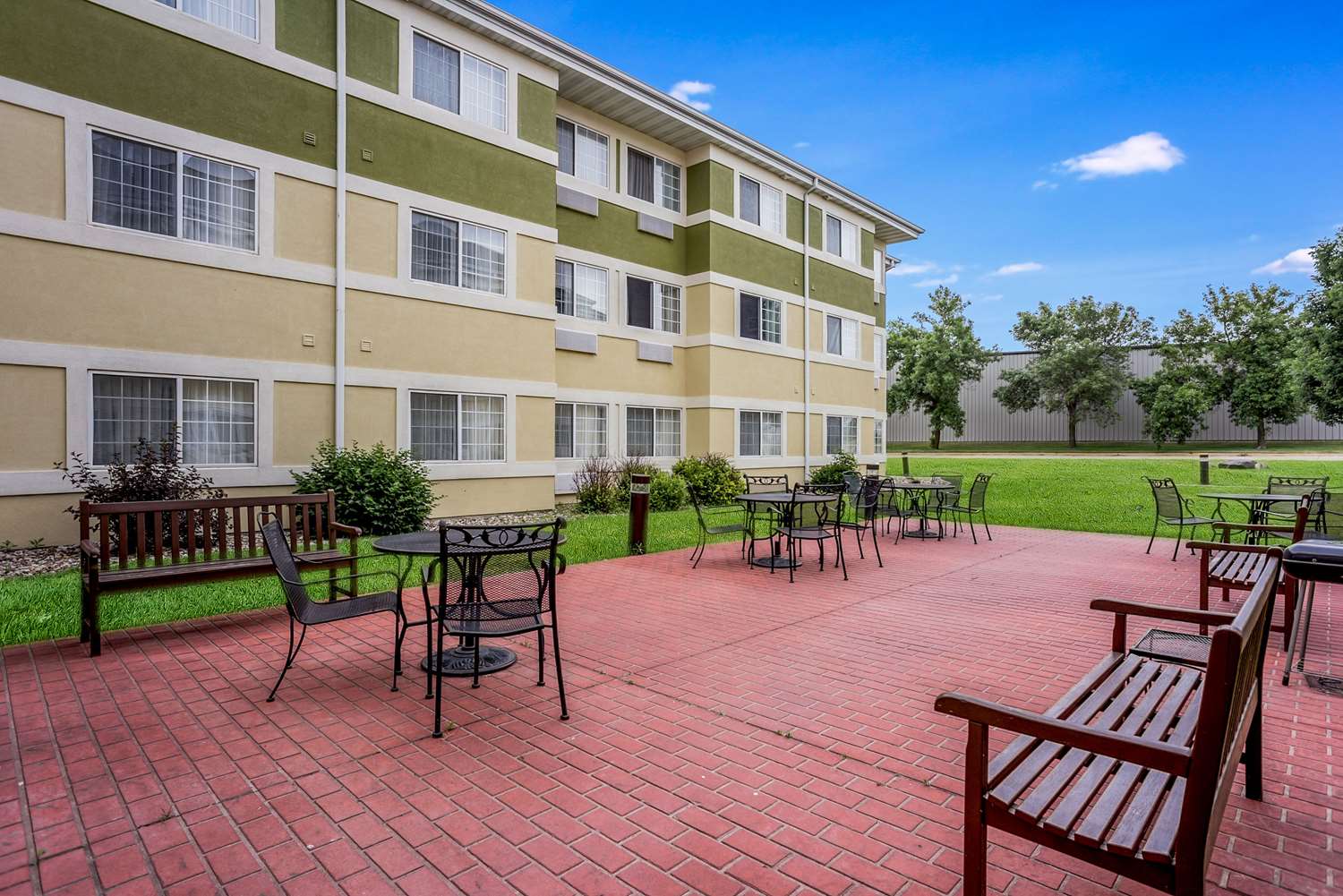 MainStay Suites Cedar Rapids North - Marion 22/22