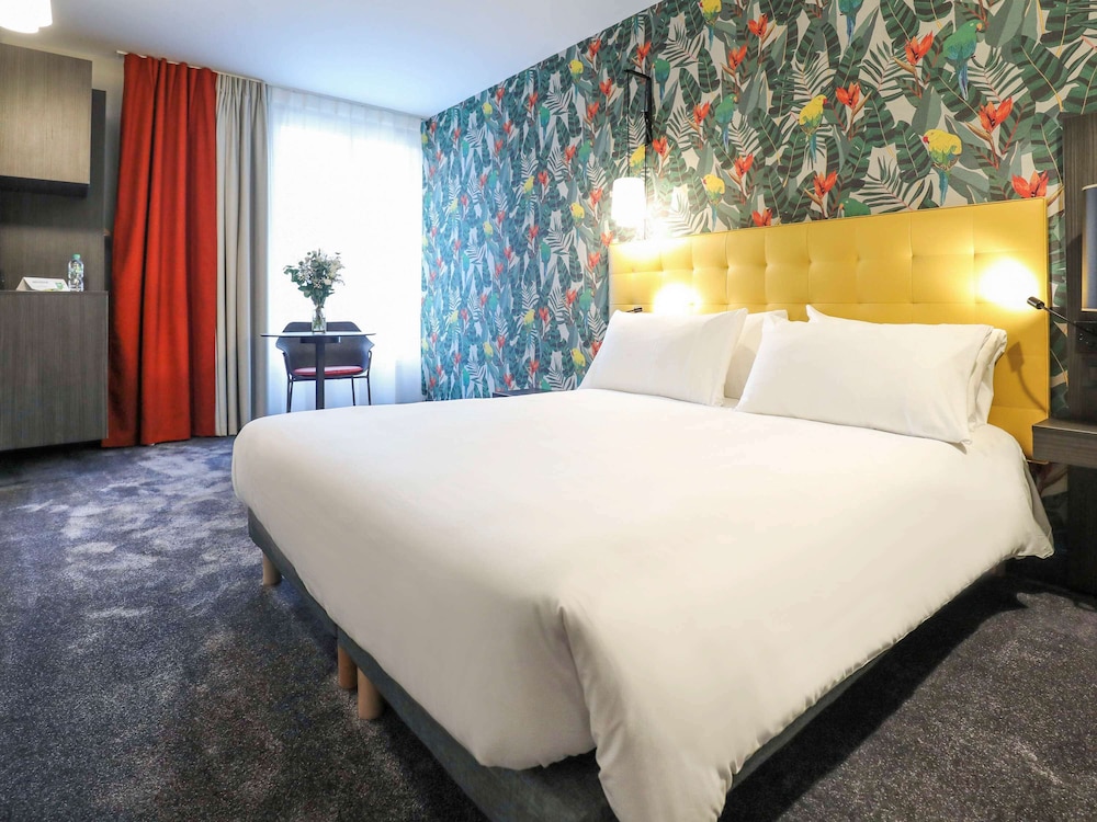 Ibis Styles Puteaux Paris La Defense 19/74