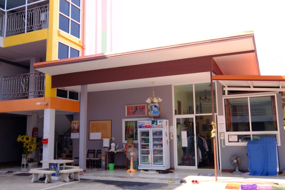 Livable Hotel 5/23