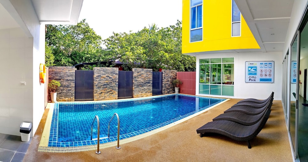 Mar24 Koh Tao Hotel 5/58