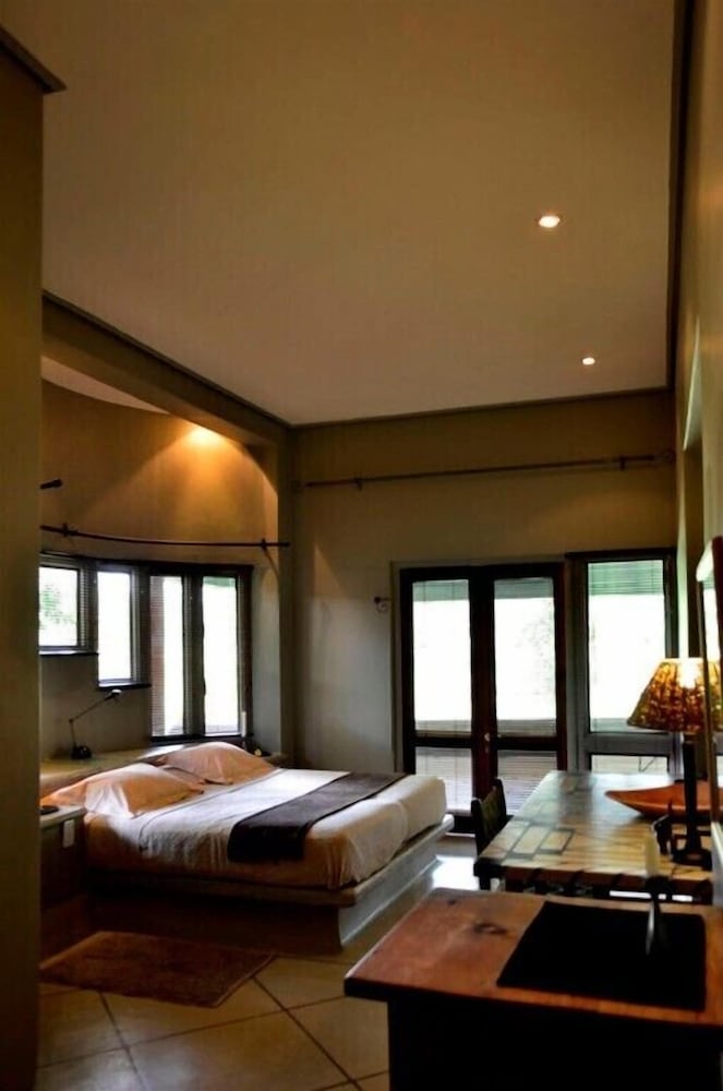 Tingala Lodge 4/29