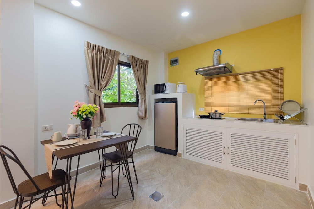 Sunrise Serenity Phuket Resort 9/50