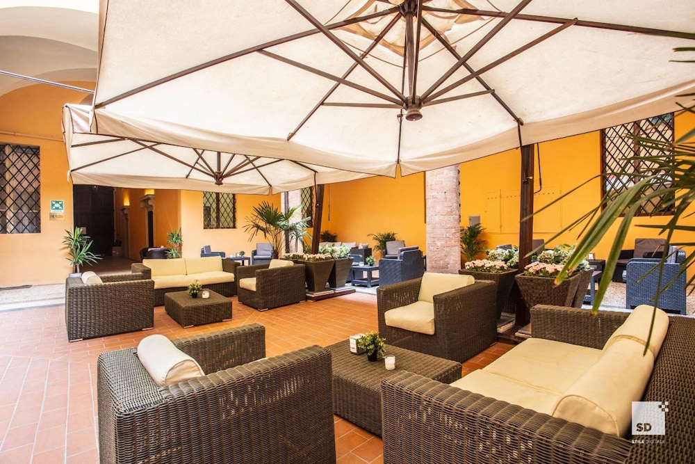 Hotel Cavour 33/49