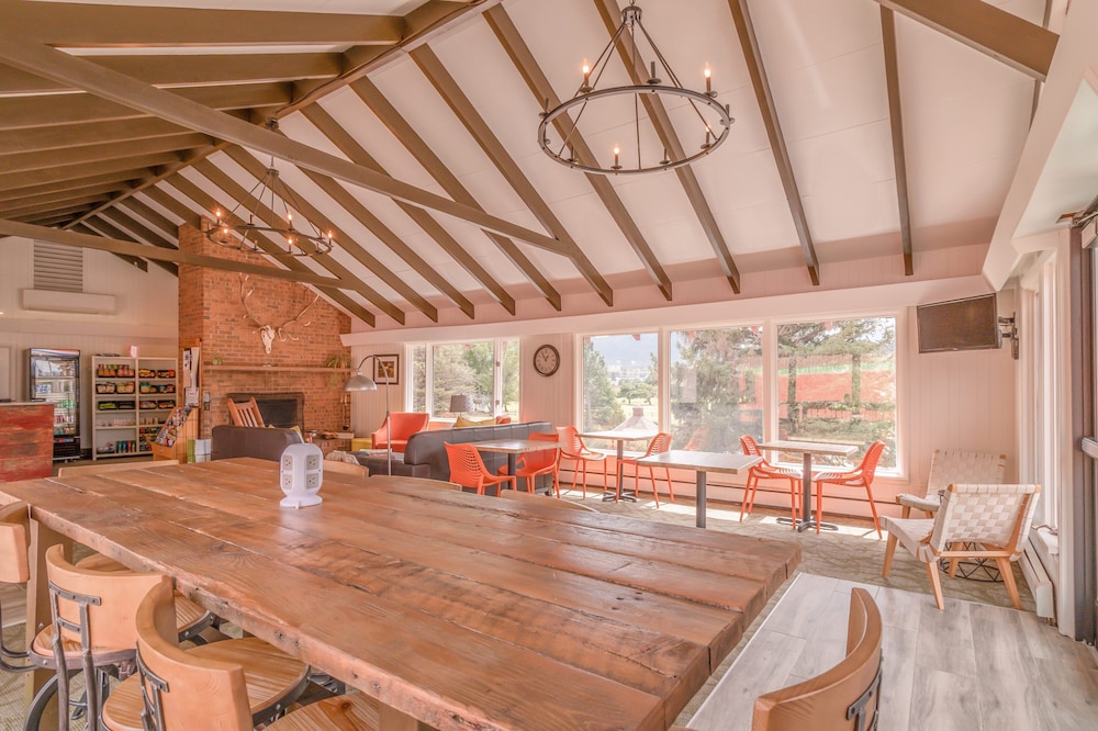 Discovery Lodge 57/69