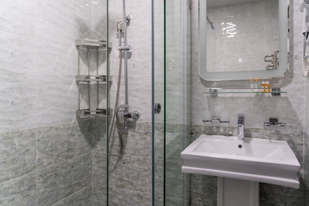 Rayyan Hotel Tashkent 47/50