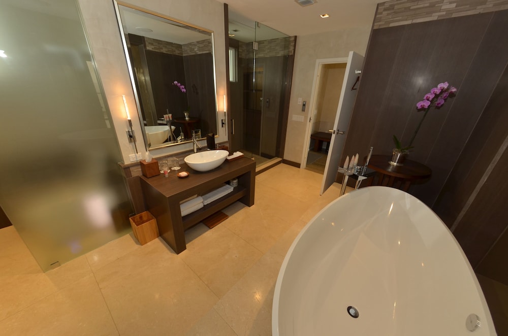 Royal Blues Hotel 25/46