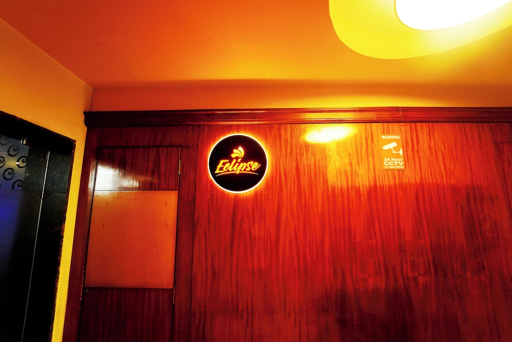 HOTEL EXCELLENCY 22/50