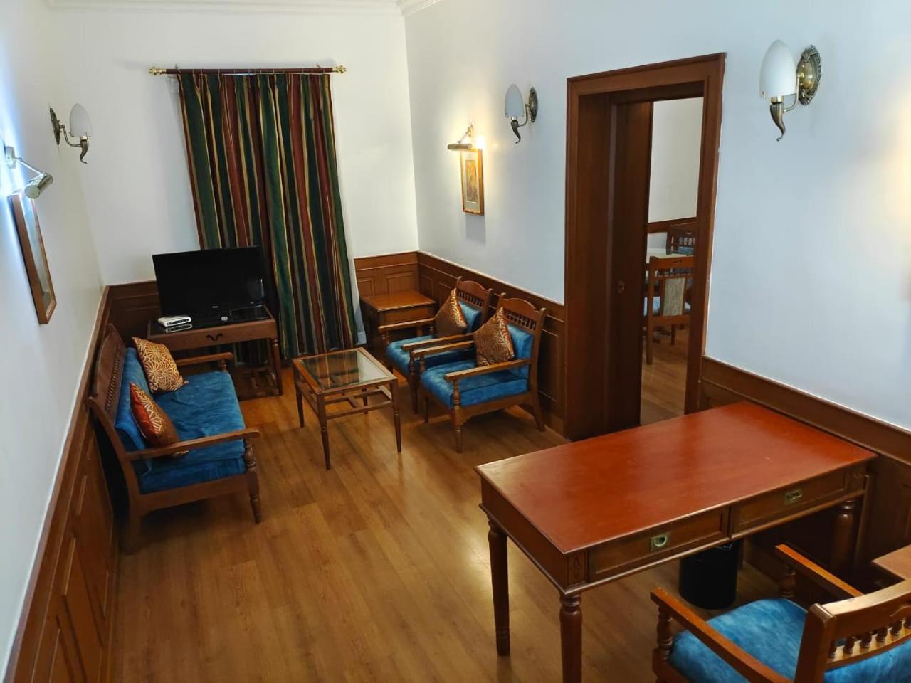 Ktdc Mascot Hotel 34/55