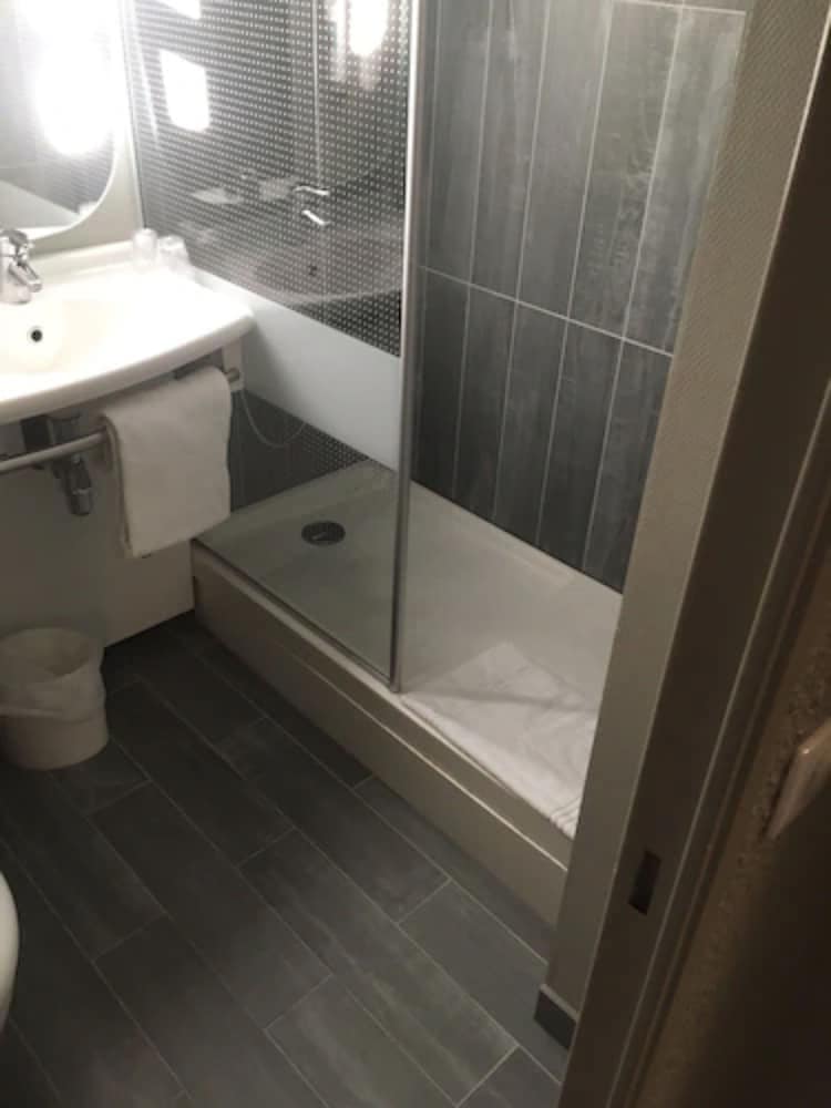 Ibis Le Puy En Velay Centre 16/70