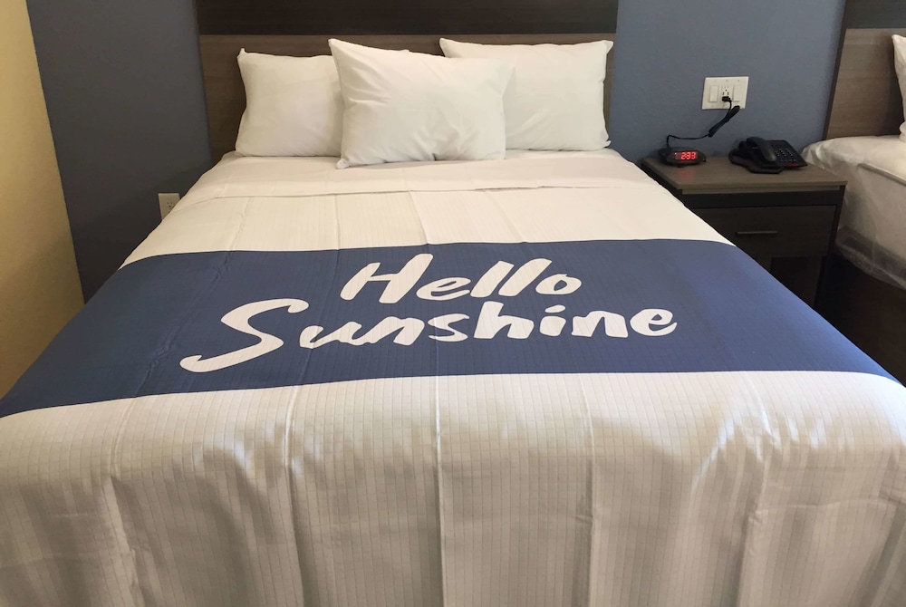 Days Inn By Wyndham Freeport 22/34