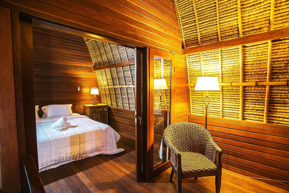 Sukanusa Luxury Huts 23/37
