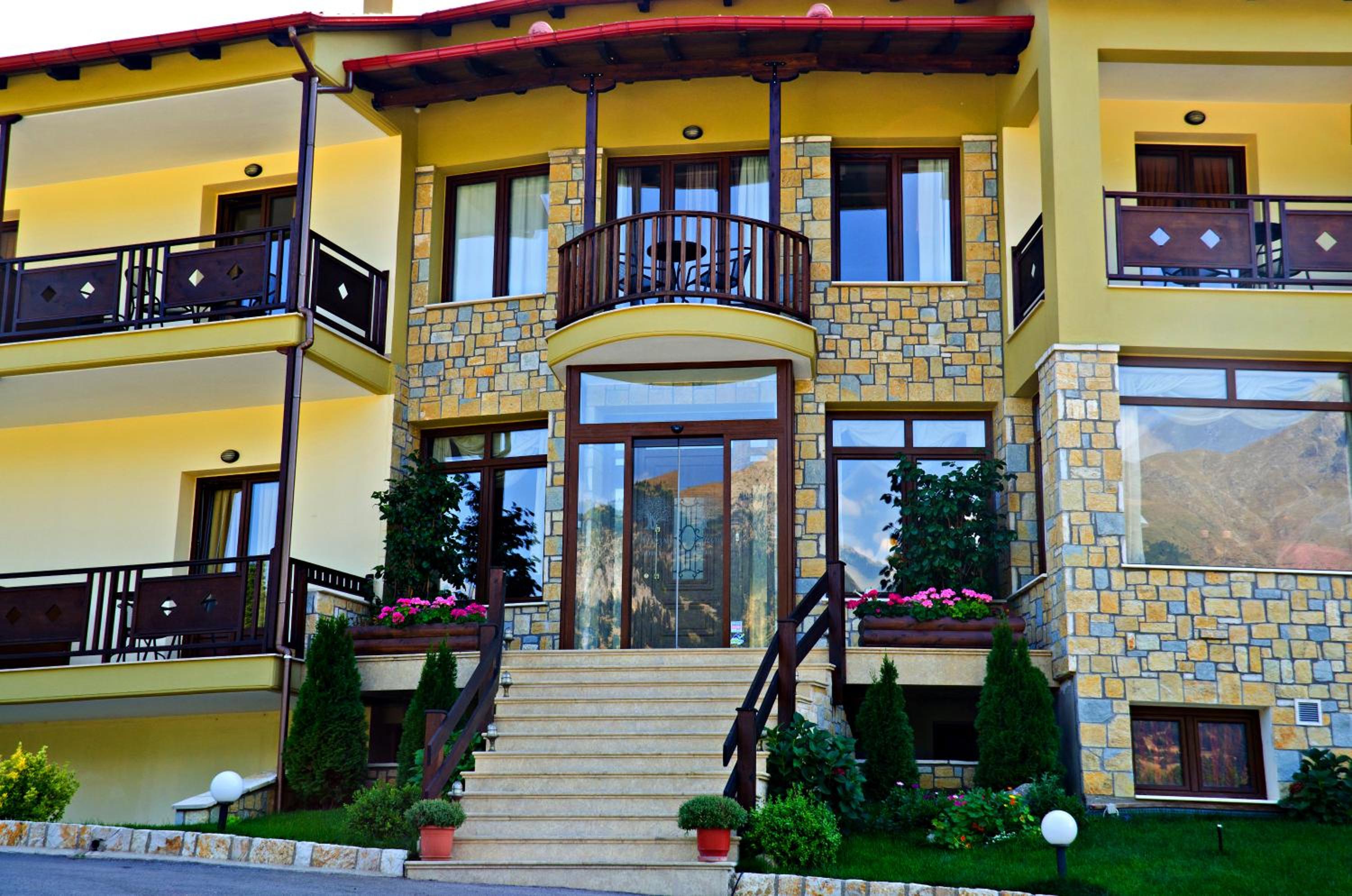 MELEGOS HOTEL 2/54